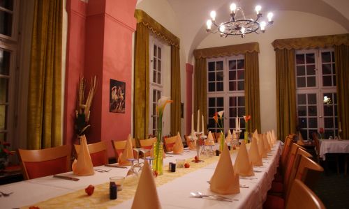 Park Restaurant Rastatt side room, set table for groups.